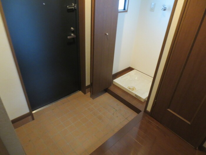 サンシティ栄生の物件内観写真