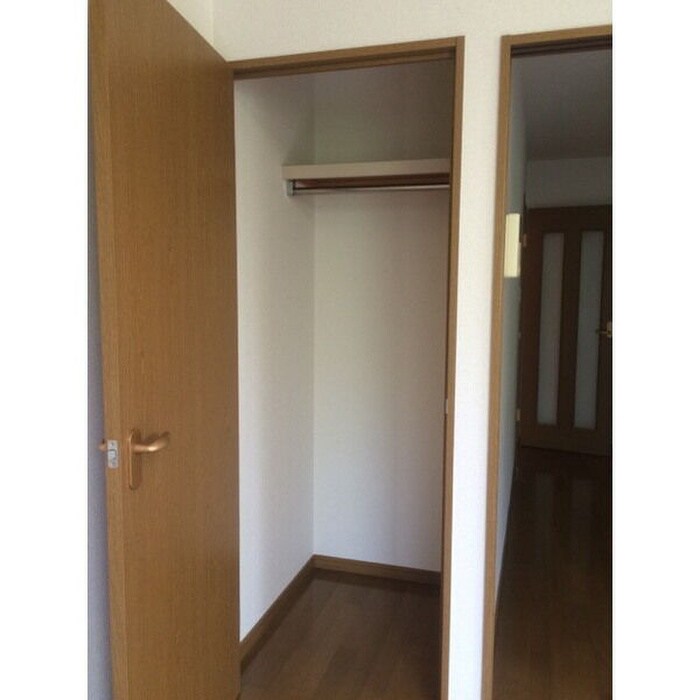 アム－ルフロ－ラの物件内観写真