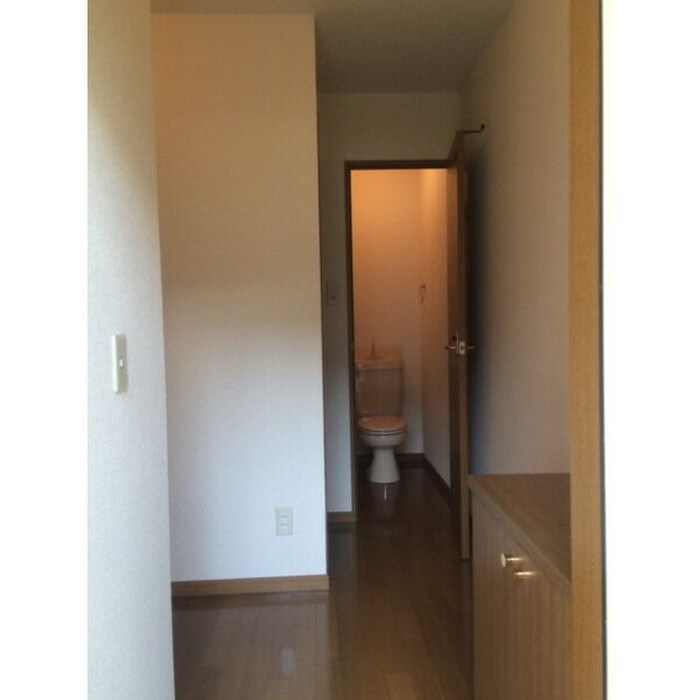 アム－ルフロ－ラの物件内観写真