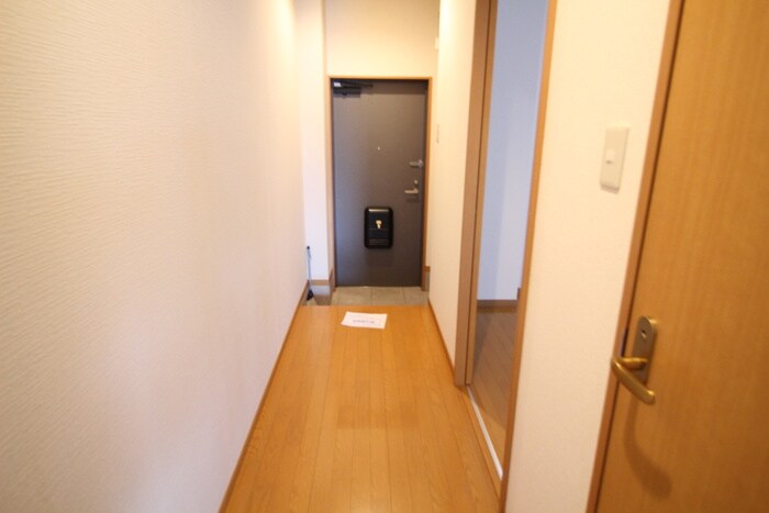 プランド－ルⅢの物件内観写真