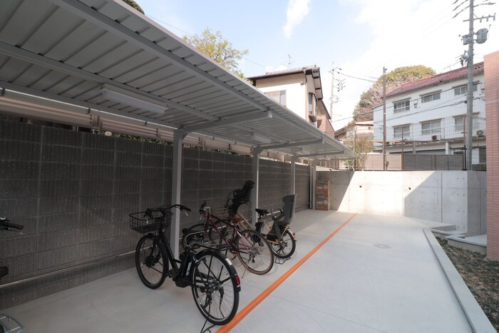 RAXA覚王山の物件外観写真