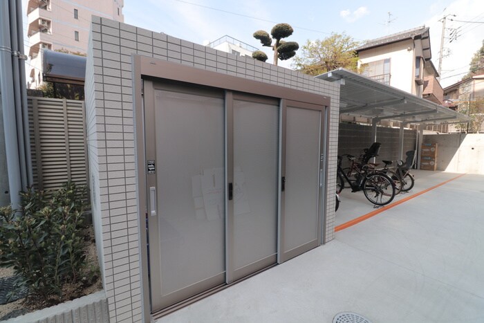 RAXA覚王山の物件外観写真