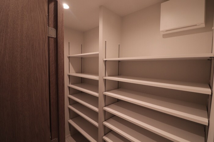 RAXA覚王山の物件内観写真