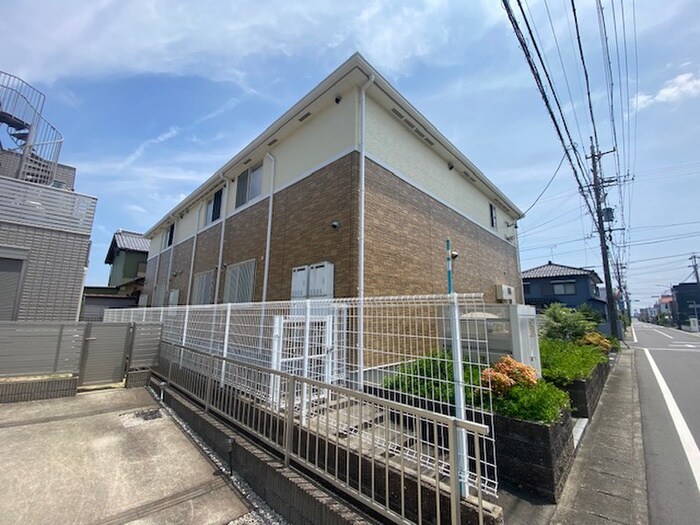 ルミエ－ルの物件外観写真