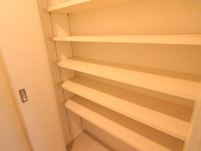 クレストタップ名古屋ウエストの物件内観写真