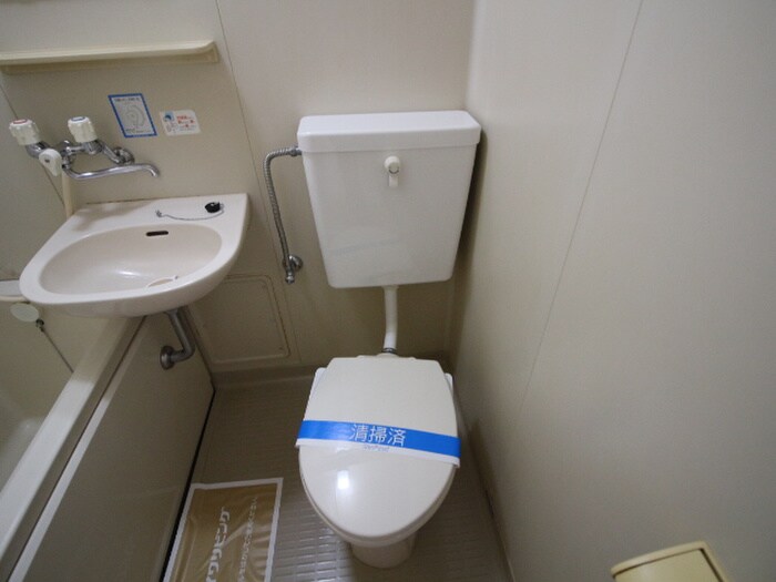 Ｋｏｍｏｄｏｋａｓａ　Ｍｉｗａの物件内観写真