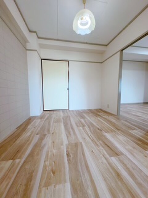 サンハイツいずみの物件内観写真