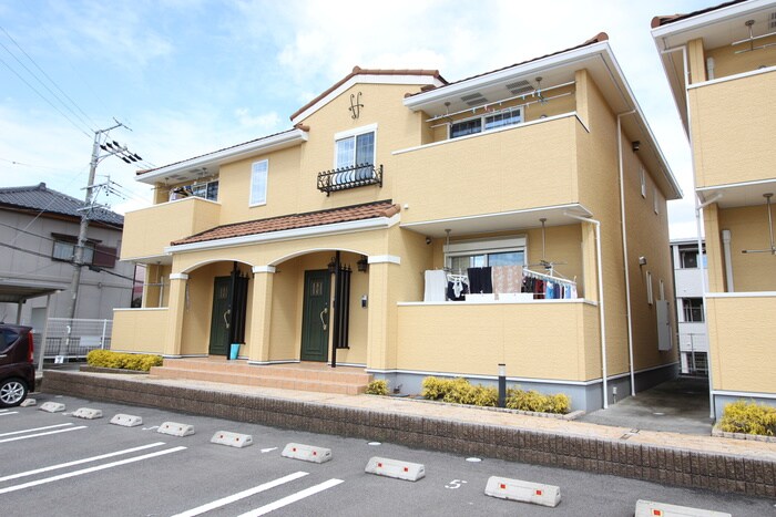 グリーンシティ竜美Ｈ棟の物件外観写真