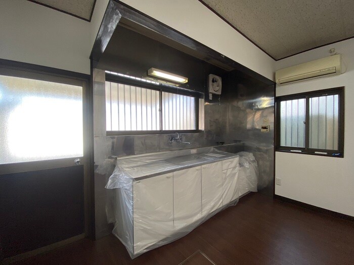 名東区吉田貸家の物件内観写真