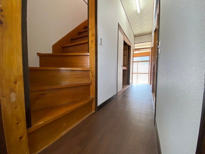 名東区吉田貸家の物件内観写真