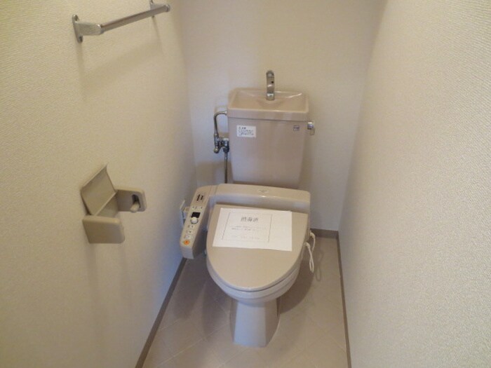 レジデンスアコ－ドの物件内観写真