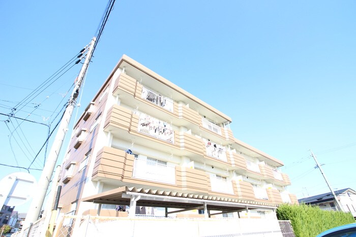 マンション菅沼の物件外観写真