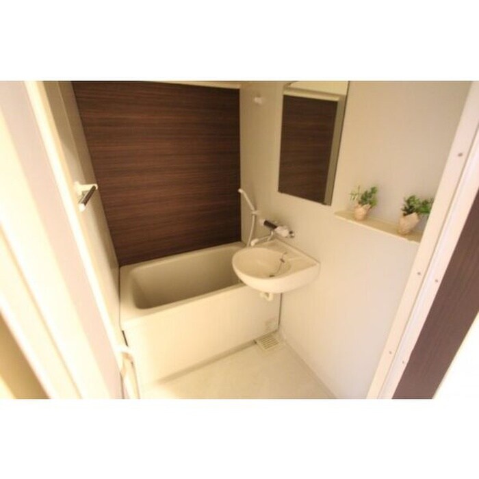 Ｘ・ＯＶＥＲ２１の物件内観写真