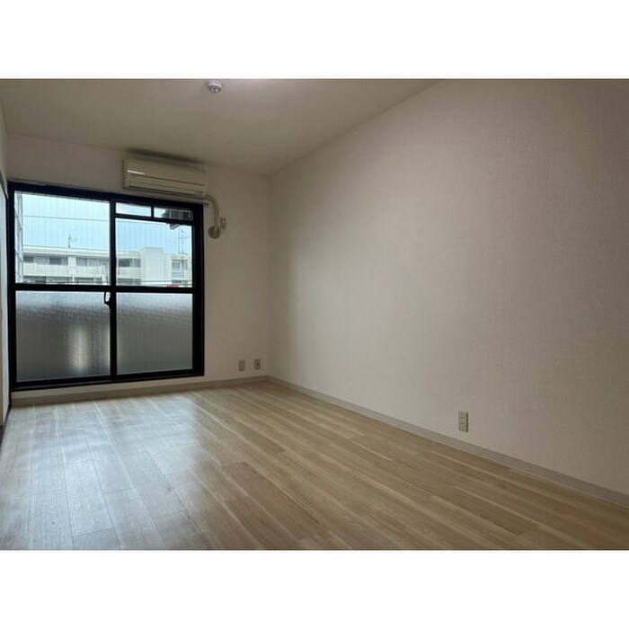 Ｘ・ＯＶＥＲ２１の物件内観写真