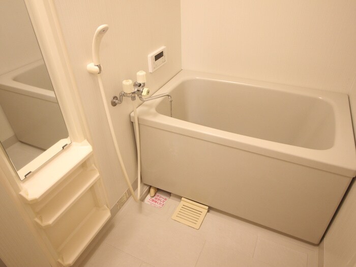 メルロウズプレイスＡの物件内観写真