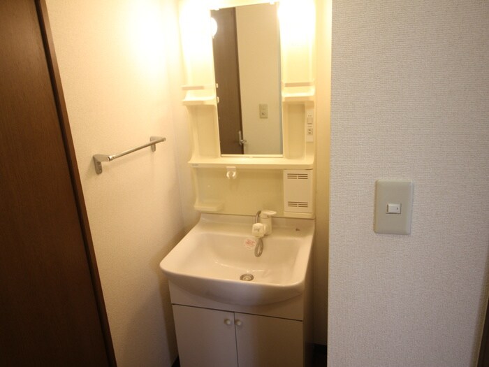 メルロウズプレイスＡの物件内観写真