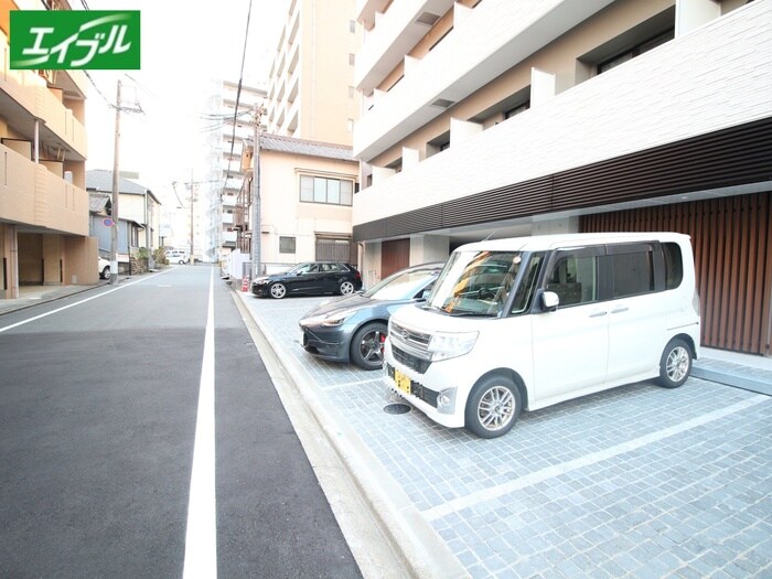 第18金山フクマルビルの物件外観写真