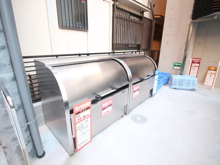 第18金山フクマルビルの物件外観写真