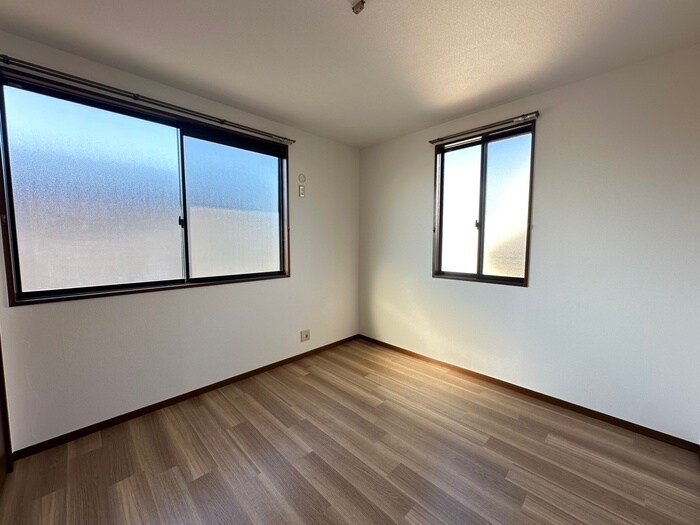 プリミエ－ル堀ノ内Ⅱ棟の物件内観写真