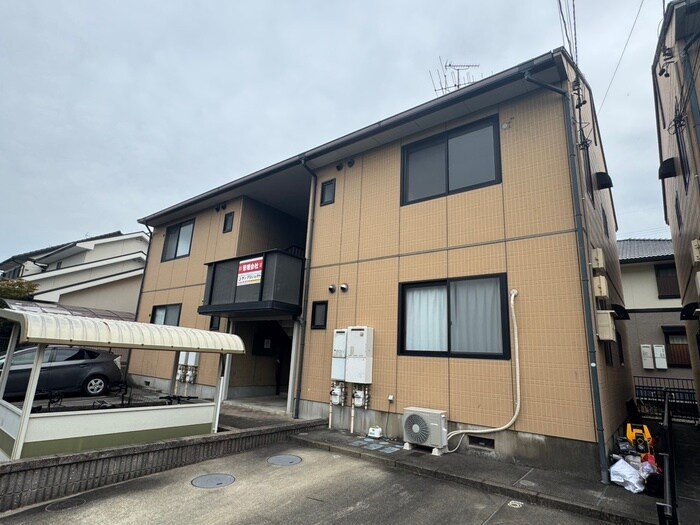 プリミエ－ル堀ノ内Ⅱ棟の物件外観写真