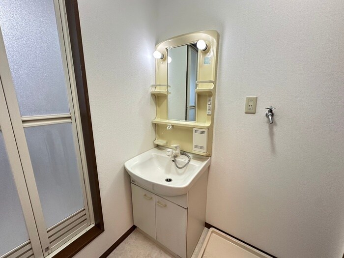 プリミエ－ル堀ノ内Ⅱ棟の物件内観写真