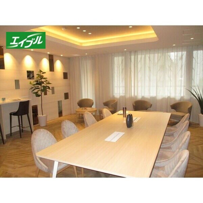 ローレルタワー名古屋栄の物件外観写真