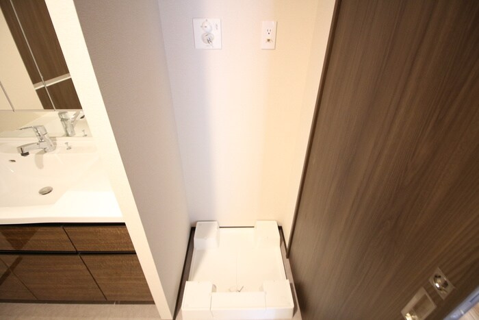 ローレルタワー名古屋栄の物件内観写真