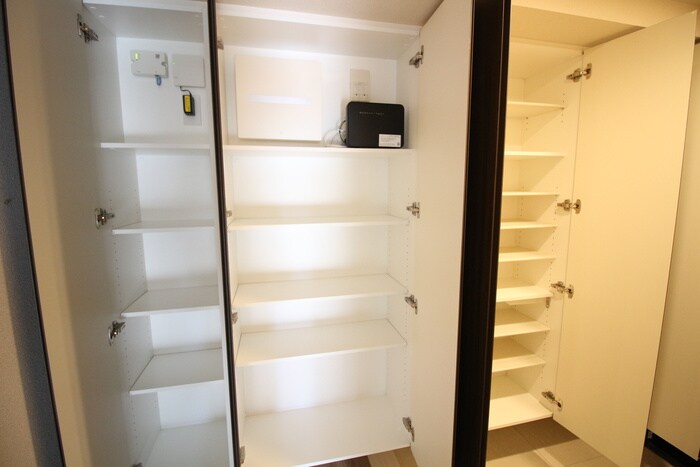 ローレルタワー名古屋栄の物件内観写真