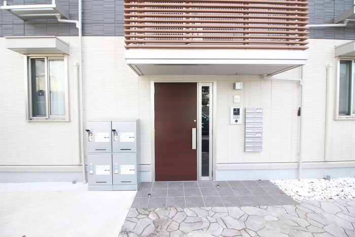 ヴィラ　ウィステリアの物件外観写真