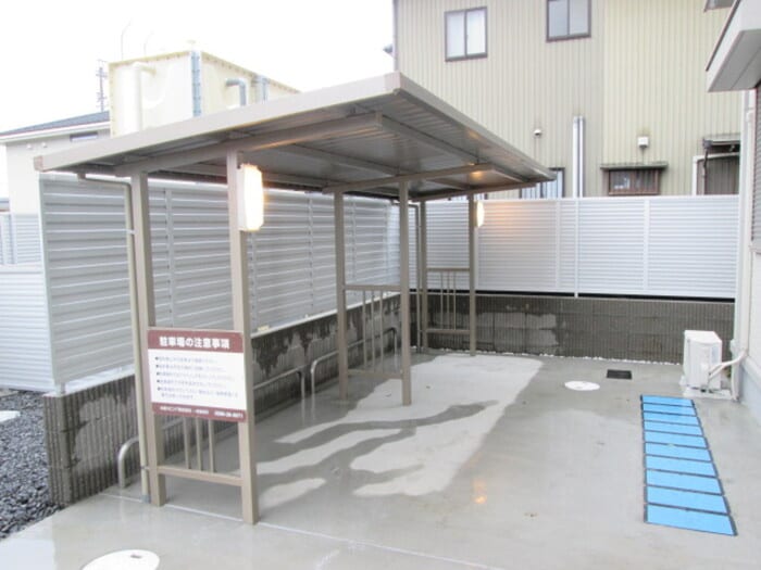 ヴィラ　ウィステリアの物件外観写真