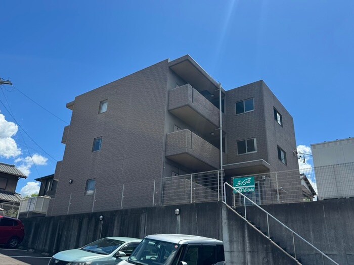 Ｄｏｕｘ　Ｐｅｕｐｌｅの物件外観写真