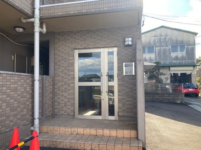 Ｄｏｕｘ　Ｐｅｕｐｌｅの物件外観写真