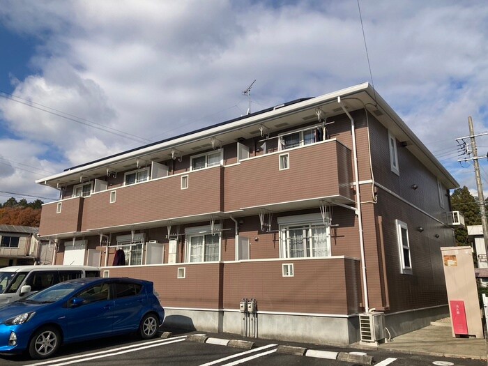 プリムローズⅢの物件外観写真