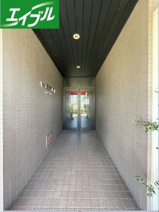 ＷＥＳＴ　１の物件外観写真