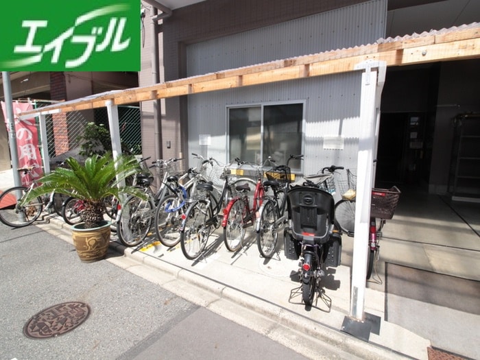 ＷＥＳＴ　１の物件外観写真