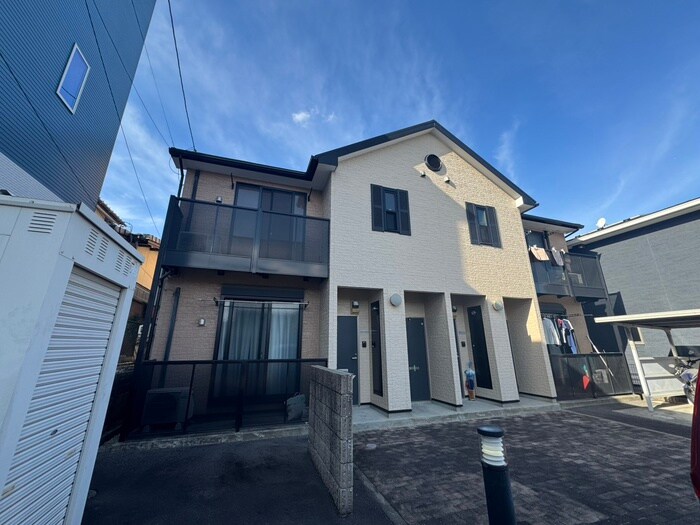 ｱﾝﾌﾟﾙ-ﾙ　ﾘ-ﾌﾞﾙ　QUATREの物件外観写真