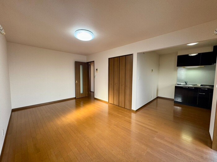 ｱﾝﾌﾟﾙ-ﾙ　ﾘ-ﾌﾞﾙ　QUATREの物件内観写真