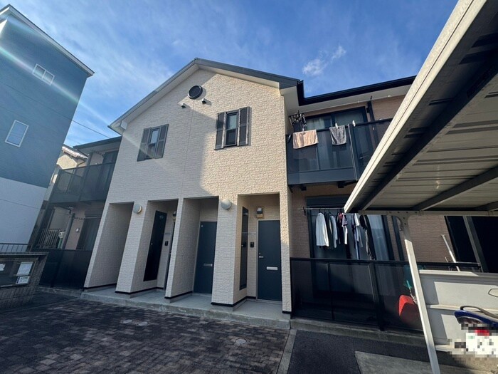 ｱﾝﾌﾟﾙ-ﾙ　ﾘ-ﾌﾞﾙ　QUATREの物件外観写真