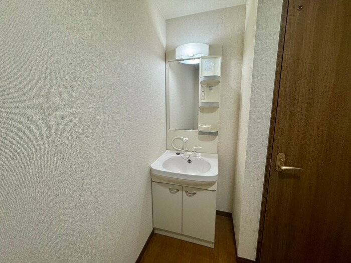 ｱﾝﾌﾟﾙ-ﾙ　ﾘ-ﾌﾞﾙ　QUATREの物件内観写真