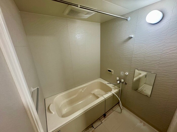 ｱﾝﾌﾟﾙ-ﾙ　ﾘ-ﾌﾞﾙ　QUATREの物件内観写真