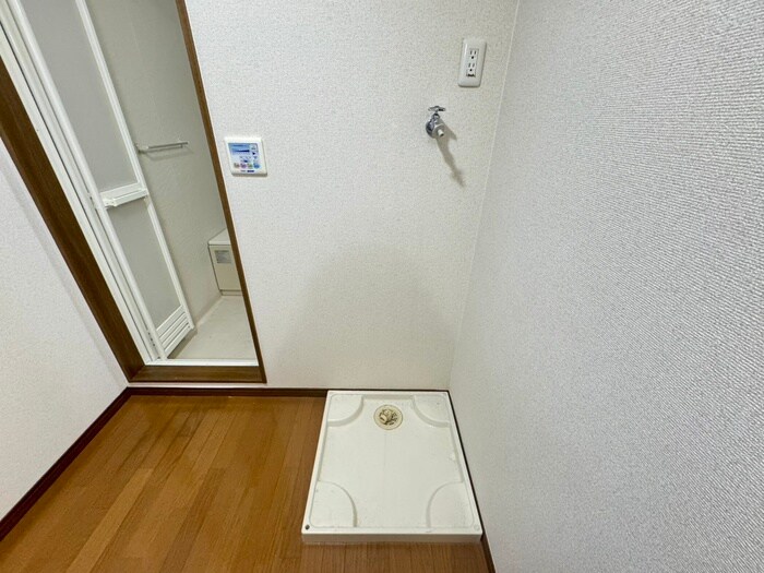 ｱﾝﾌﾟﾙ-ﾙ　ﾘ-ﾌﾞﾙ　QUATREの物件内観写真