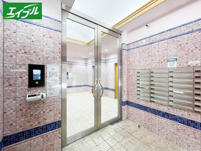 ヴァンキッシュの物件外観写真