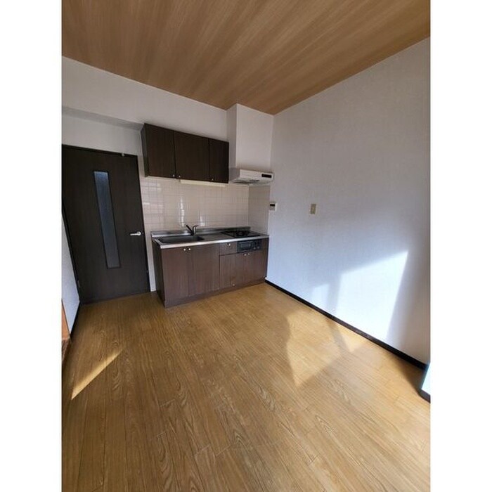 サンモールタナカの物件内観写真