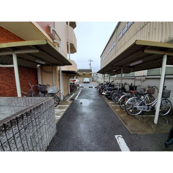 サンモールタナカの物件外観写真