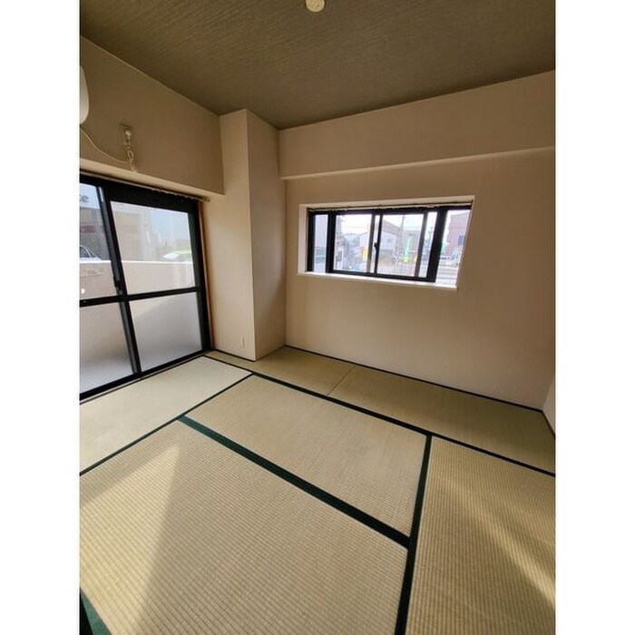 サンモールタナカの物件内観写真