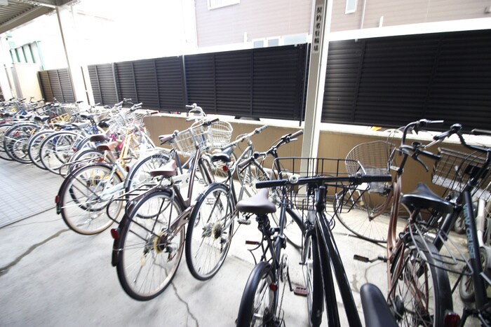 サンピアオカヤスの物件外観写真