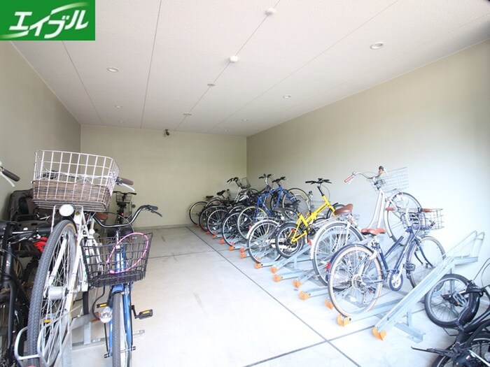 レジーナ鶴舞の物件外観写真