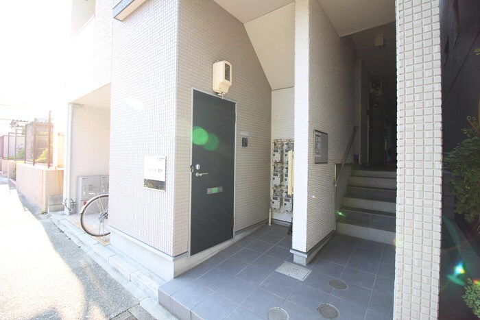 ディアコート鶴里の物件外観写真