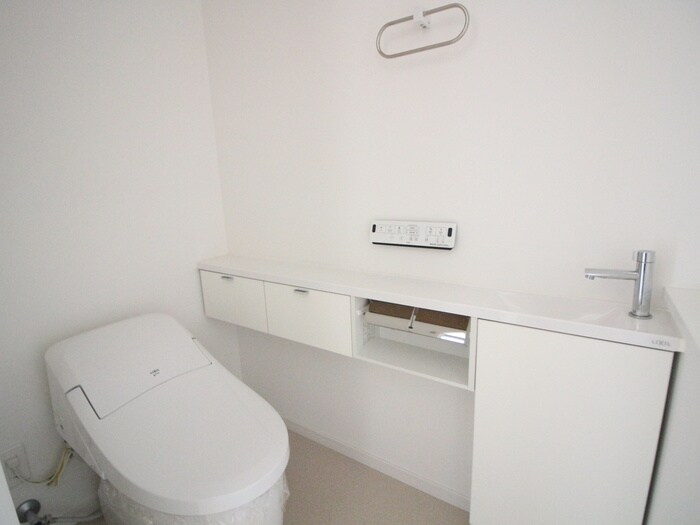 メルカーサ泉の物件内観写真