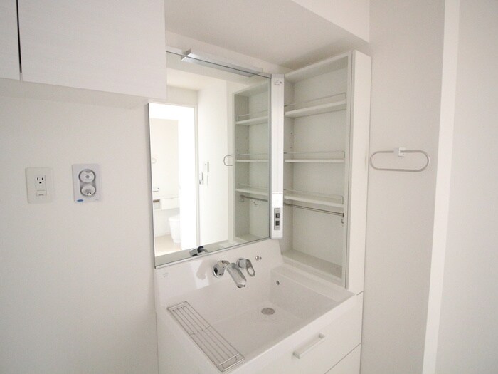 メルカーサ泉の物件内観写真